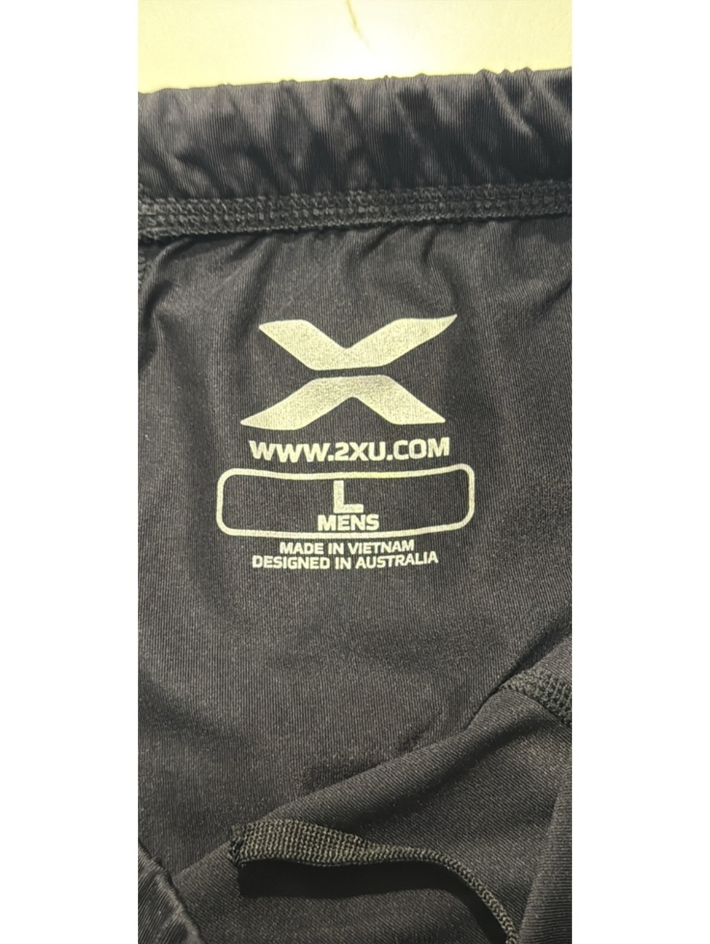 2XU Men’s Light Enhanced Performance Compression Shorts Size Large